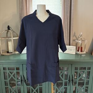 Essential Threads Mens Navy Welby Scrubs Set, Medium Shirt And Pants